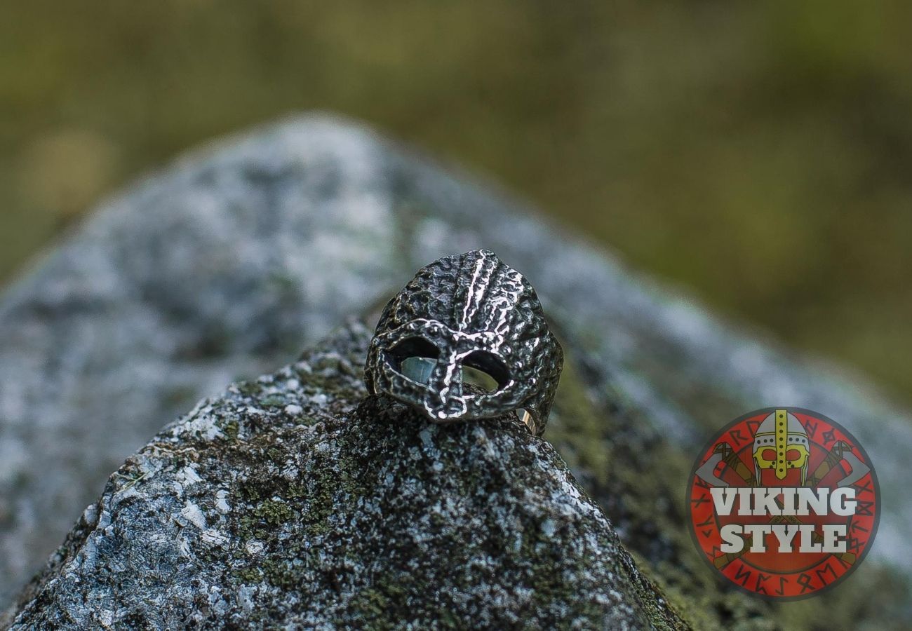 Viking Helmet Ring II - 925 Silver