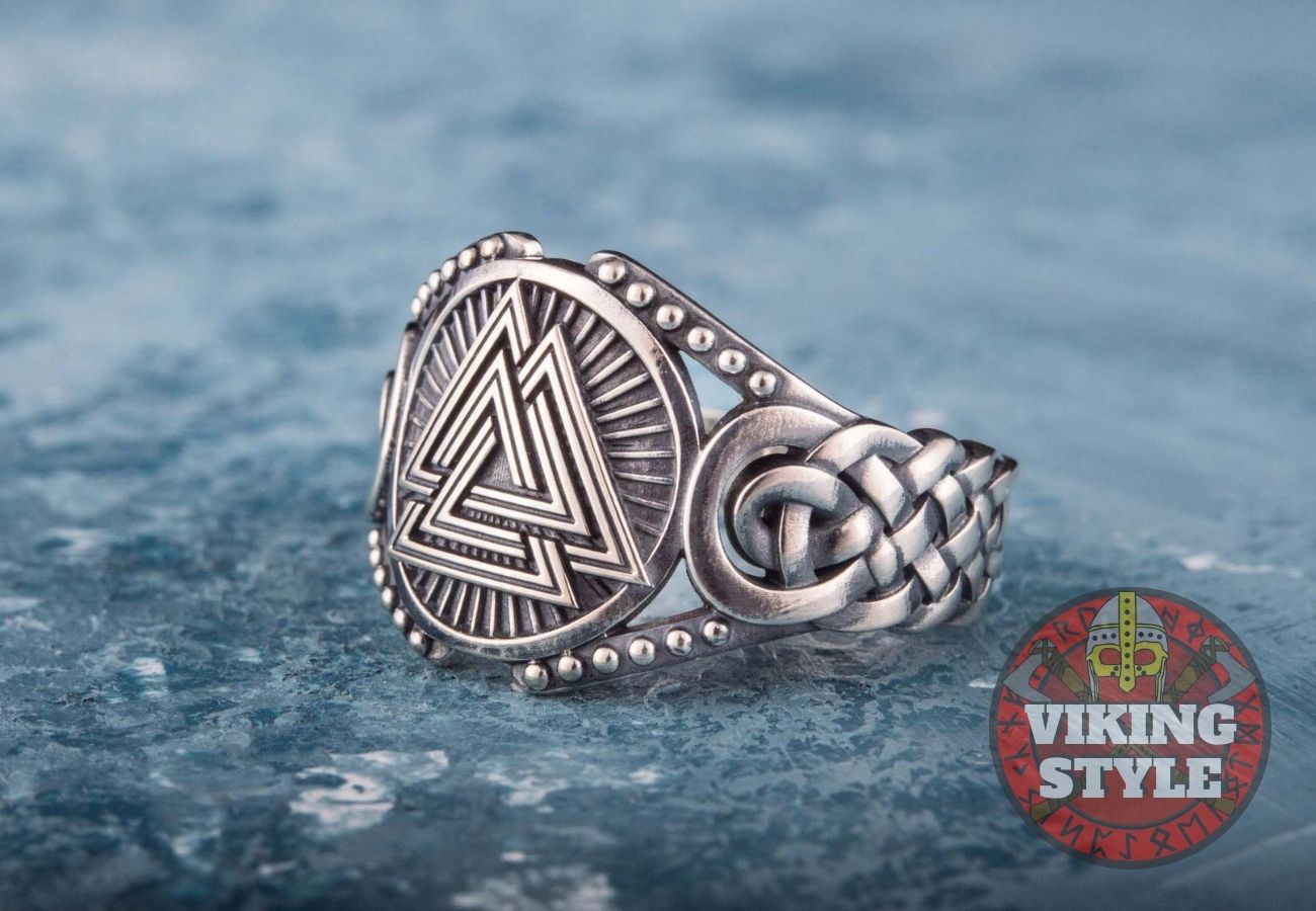 Valknut Ring - Endless Knot, 925 Silver