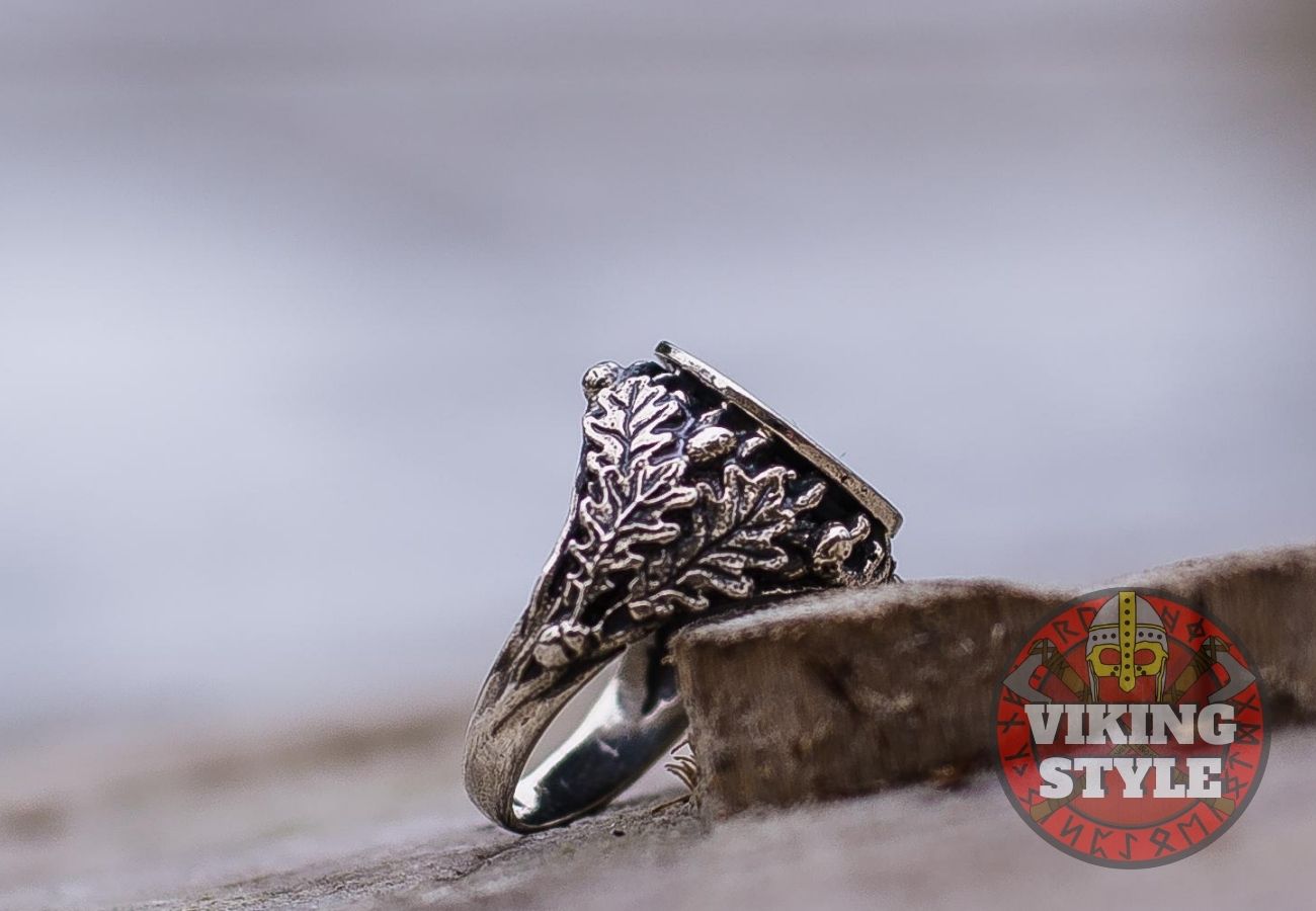 Valknut Ring - Oak Leaves, 925 Silver