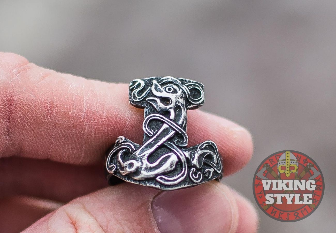 Thor's Hammer Ring - Mjolnir, 925 Silver