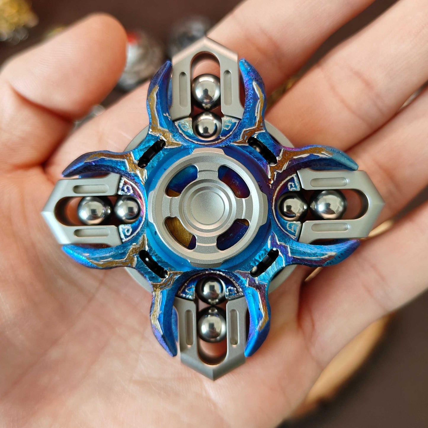 Oracle (Main body: Stainless steel and titanium alloy)