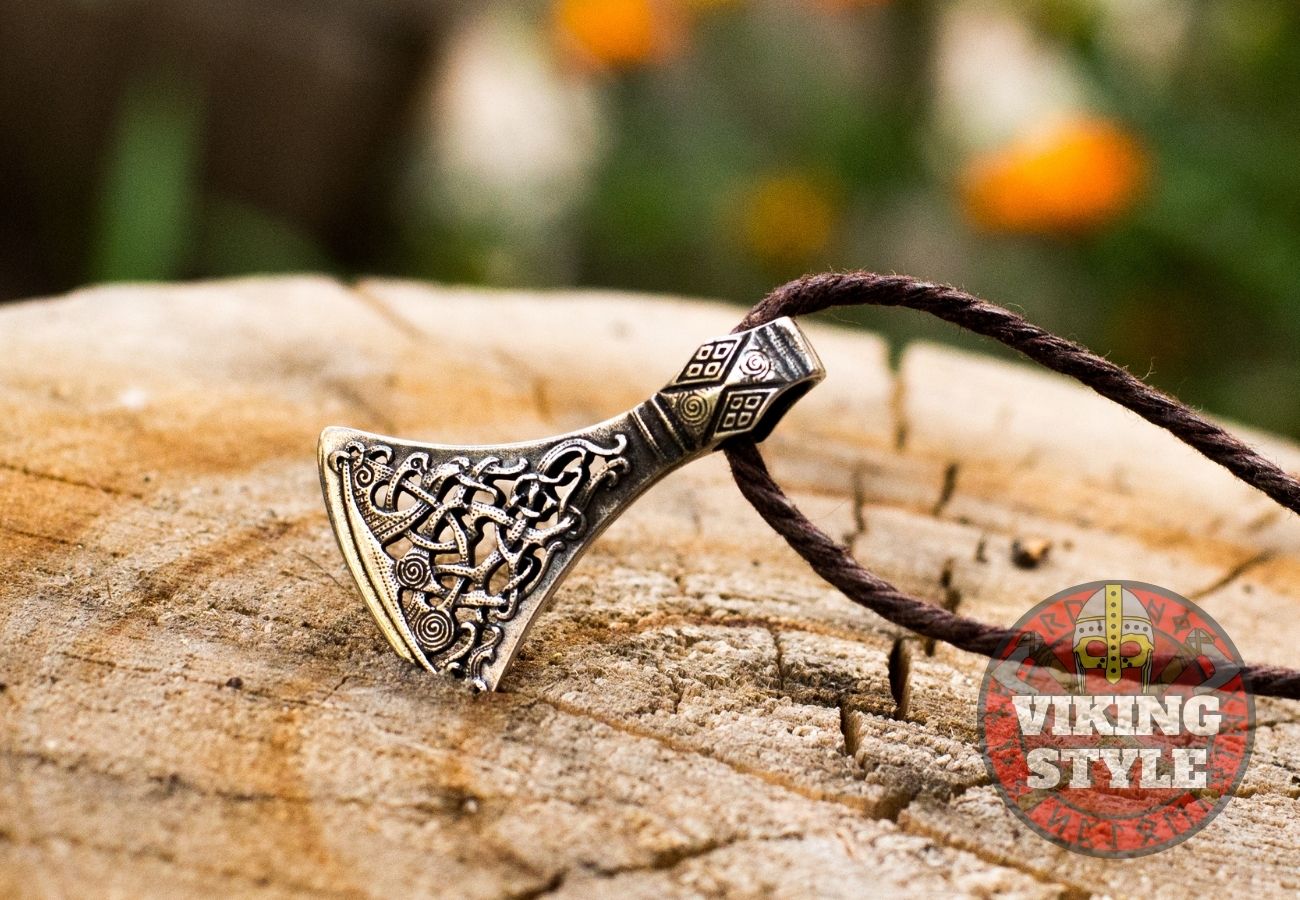 Viking Axe Head Pendant - Urnes, Bronze