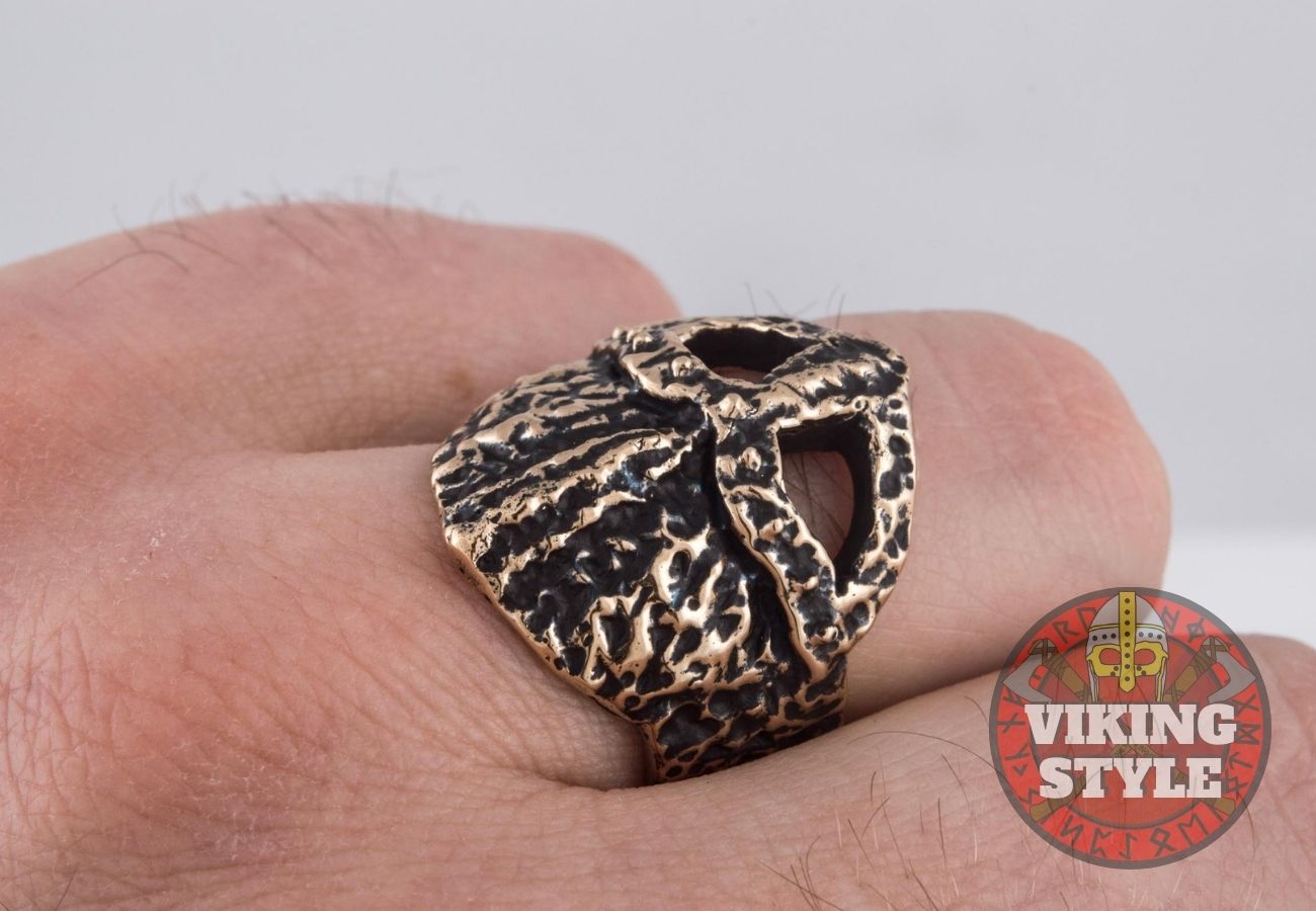 Viking Helmet Ring II - Bronze