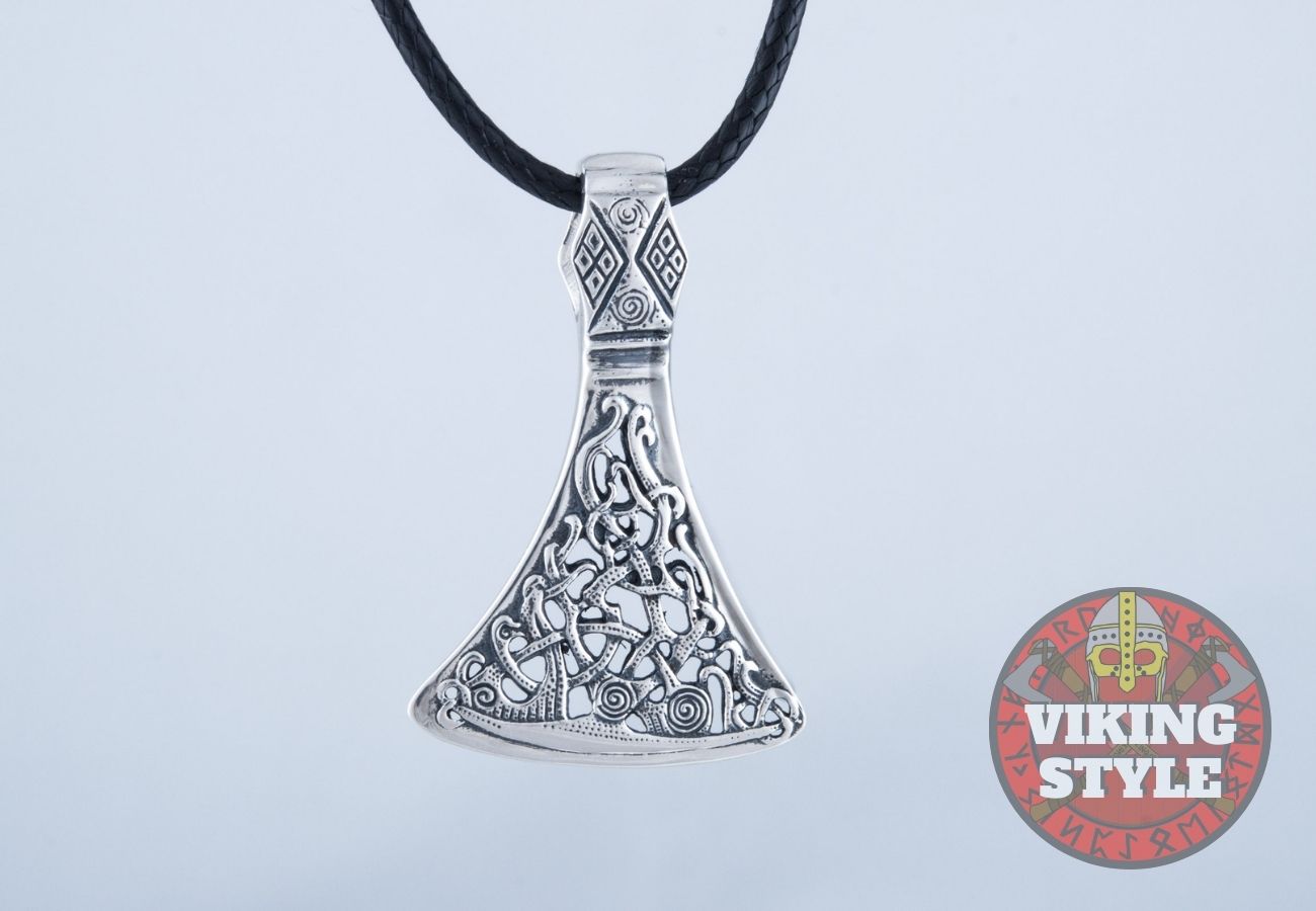 Viking Axe Head Pendant - Urnes, 925 Silver