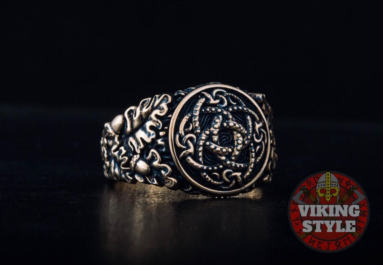 Jörmungandr Ring - Oak Leaves, Bronze