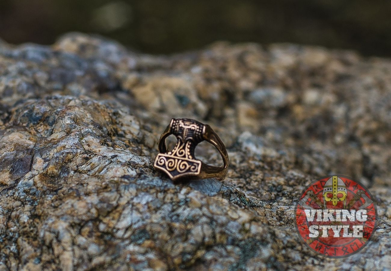 Thor's Hammer Ring - Mjolnir, Bronze