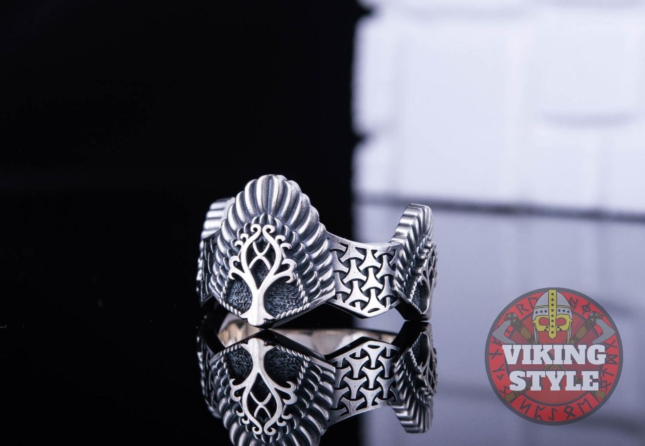 Yggdrasil Ring - Læraðr, 925 Silver