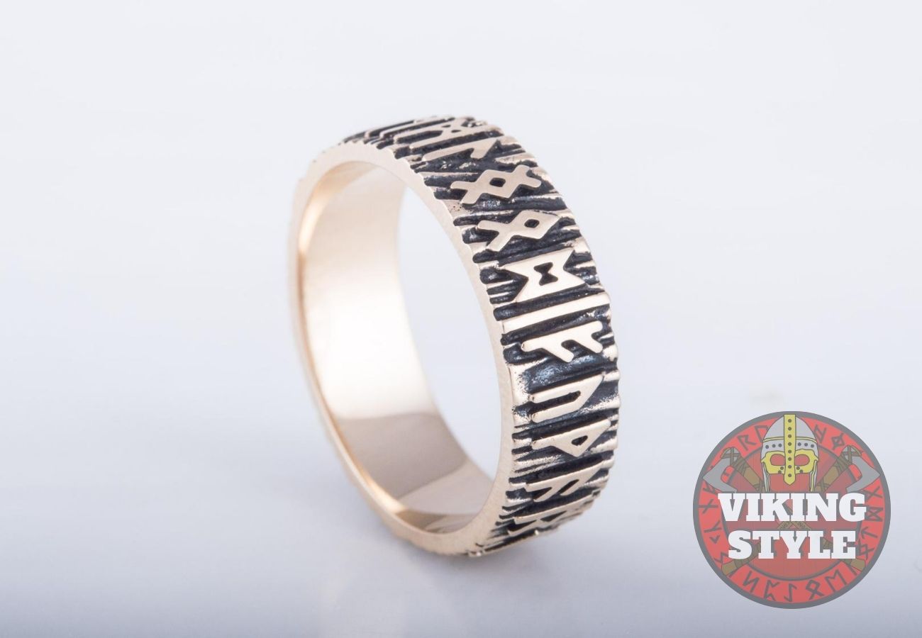 Rune Ring - Bronze