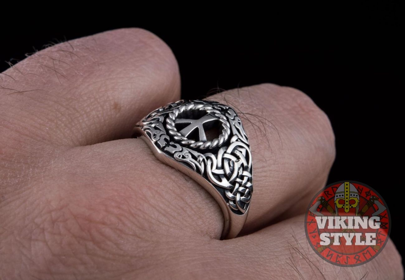 Algiz Ring III - Runic, 925 Silver