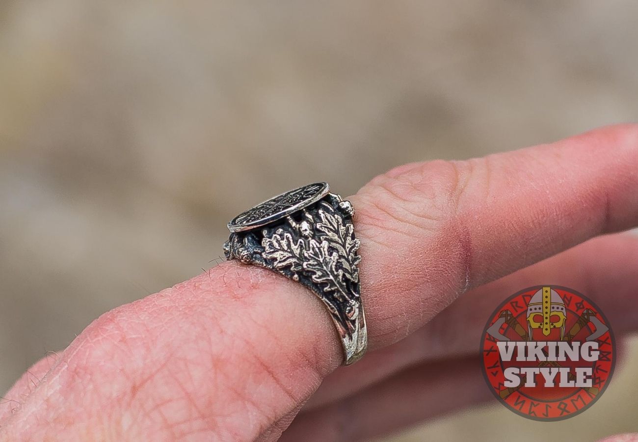 Ægishjálmur Ring II - Oak Leaves, 925 Silver