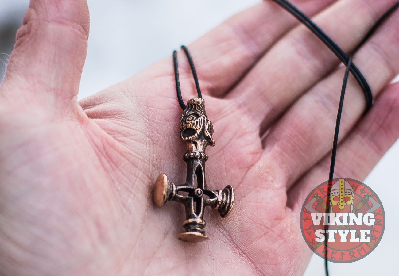 Icelandic Wolf Cross - Bronze