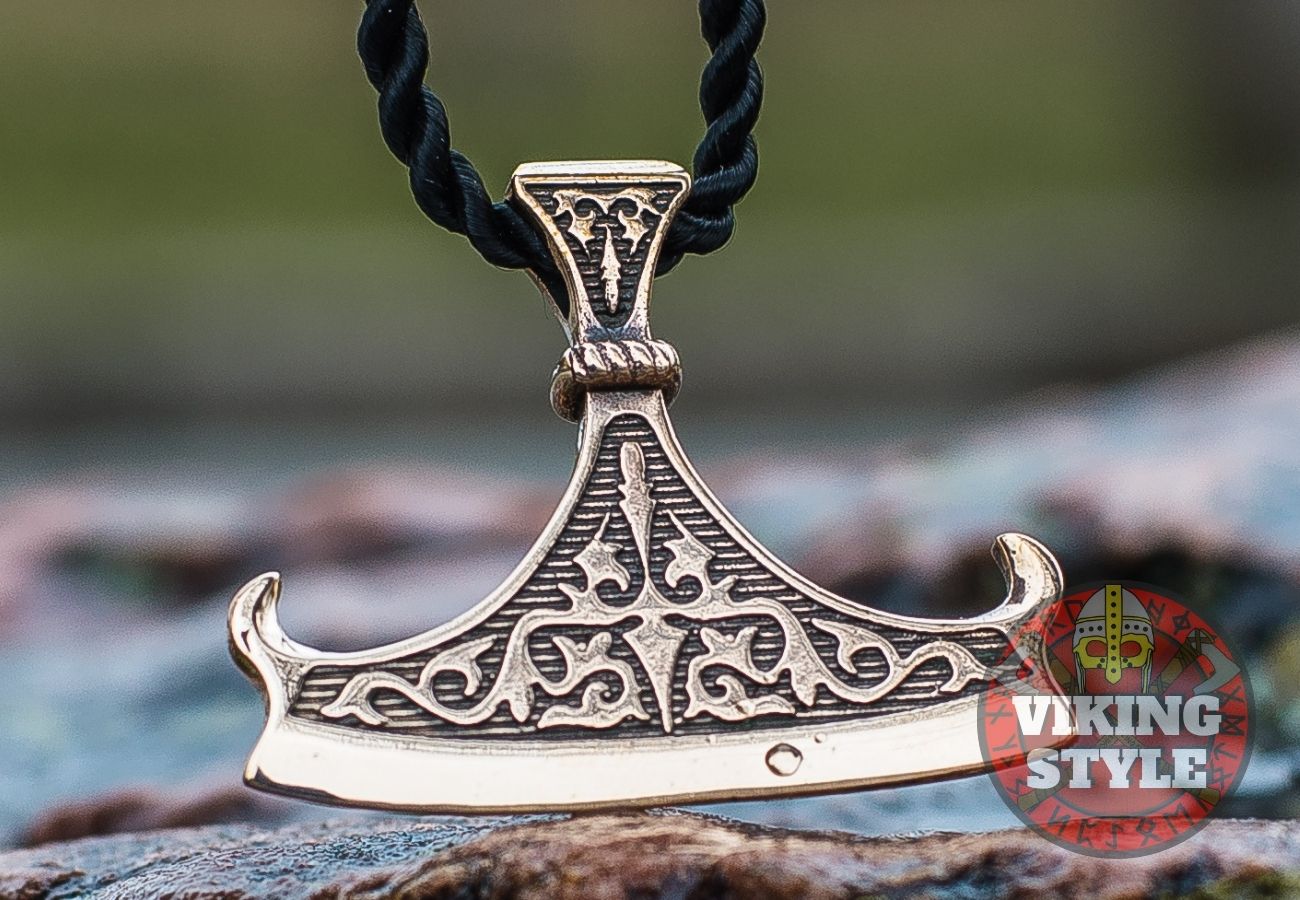 Viking Axe Head Pendant - Double Beard, Bronze