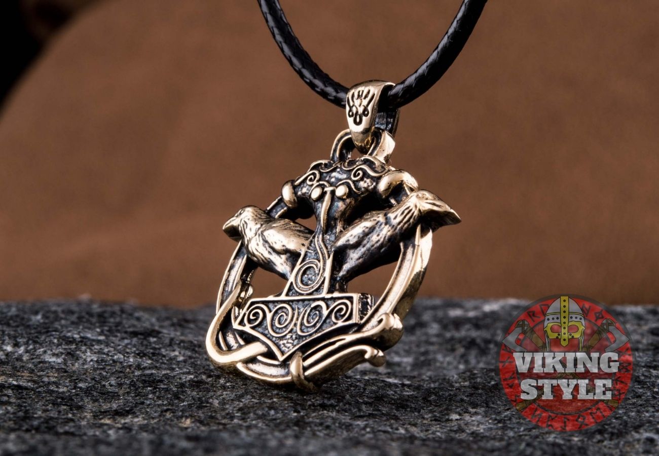 Mjölnir Pendant - Huginn & Muninn, Bronze