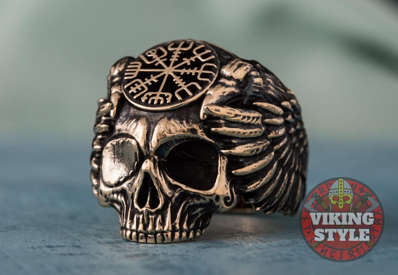 Vagvisir Rune Ring - Skull, Bronze