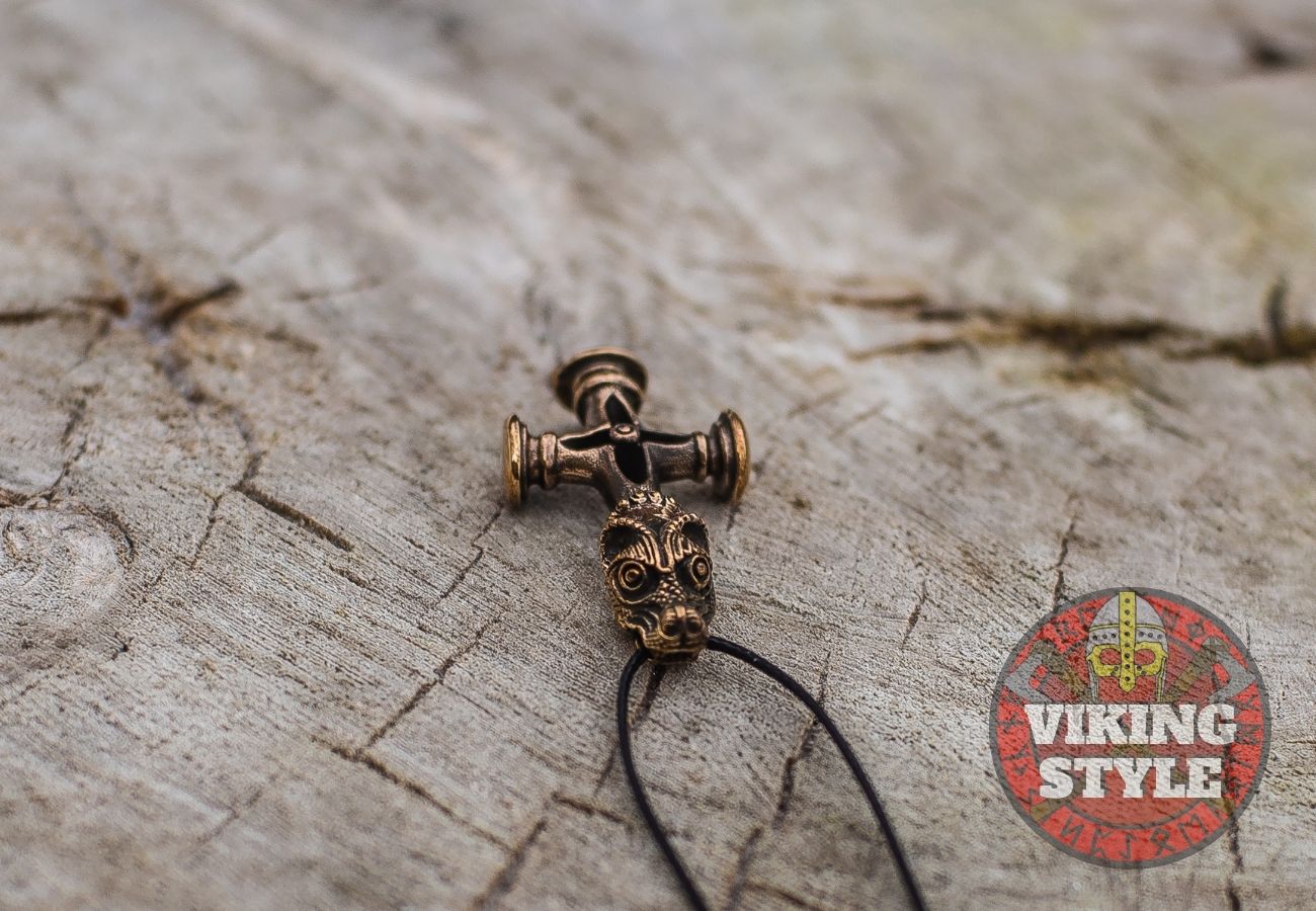 Icelandic Wolf Cross - Bronze