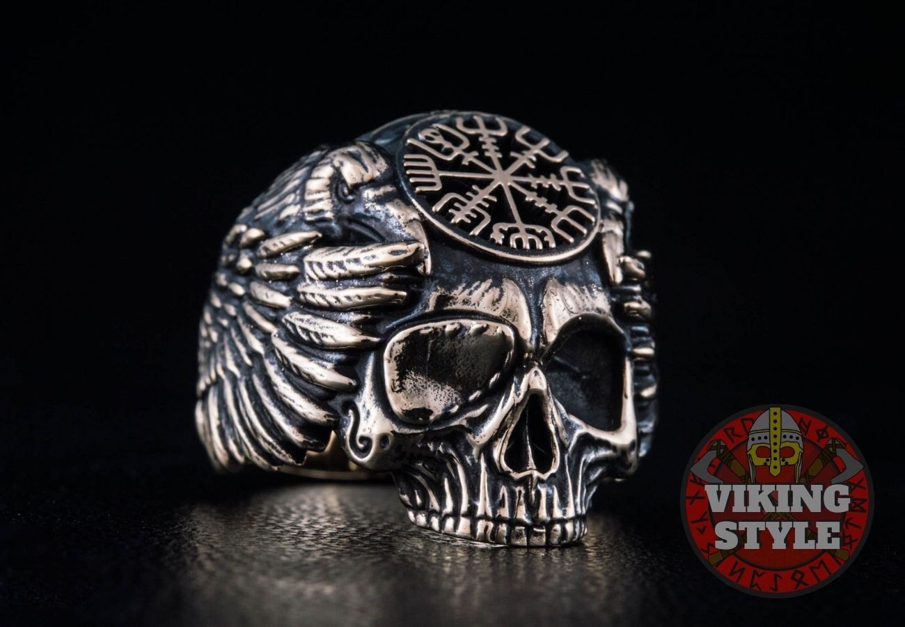 Vagvisir Rune Ring - Skull, Bronze