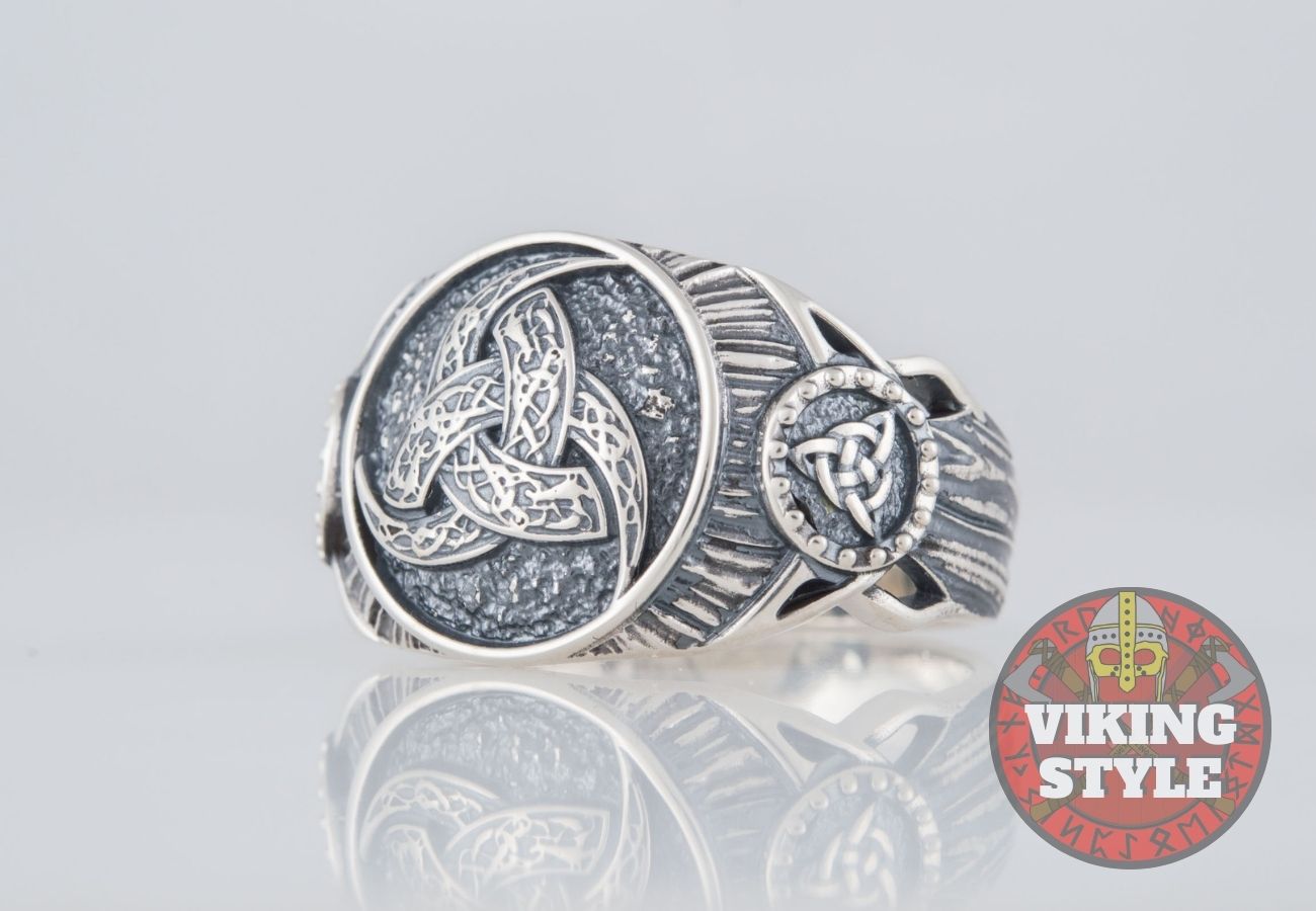 Tri-Horn Ring - Triqueta, 925 Silver