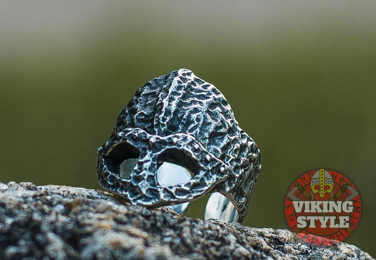 Viking Helmet Ring II - 925 Silver