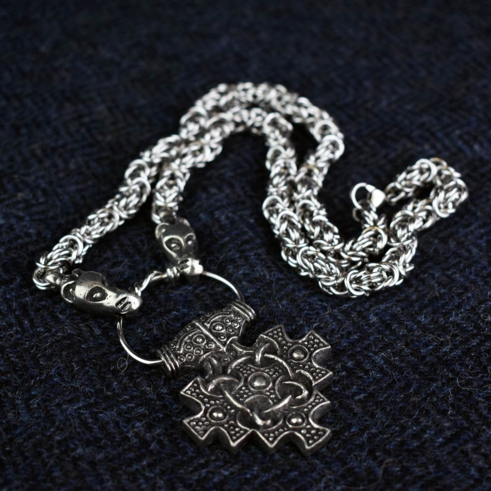 Hiddensee Pendant with King's Chain