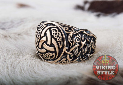 Tri-Horn Ring - Mammen, Bronze