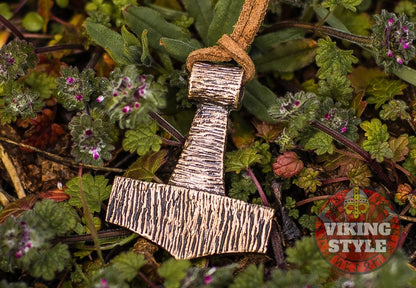 Mjölnir Pendant - Stripe, Bronze