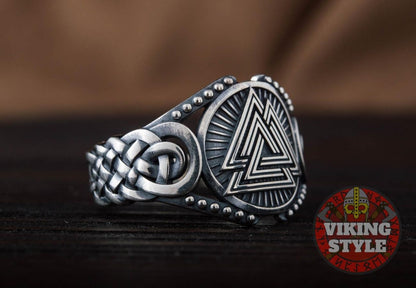 Valknut Ring - Endless Knot, 925 Silver
