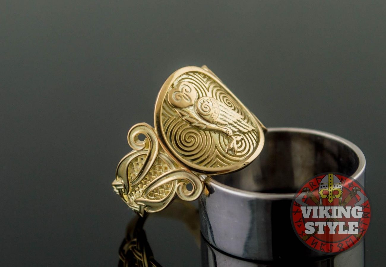 Owl Ring - Gold