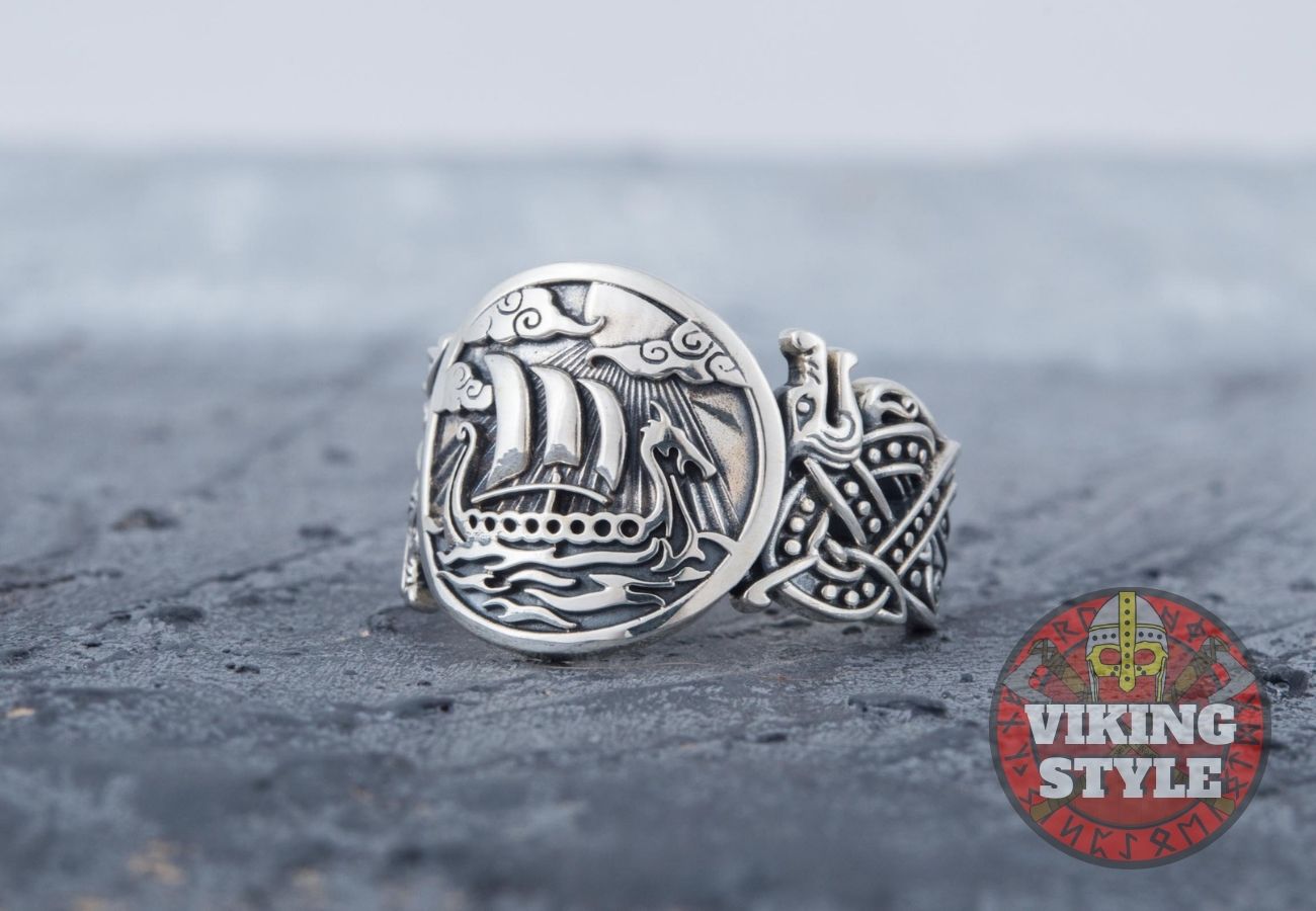 Drakkar Ring - Wolf, 925 Silver