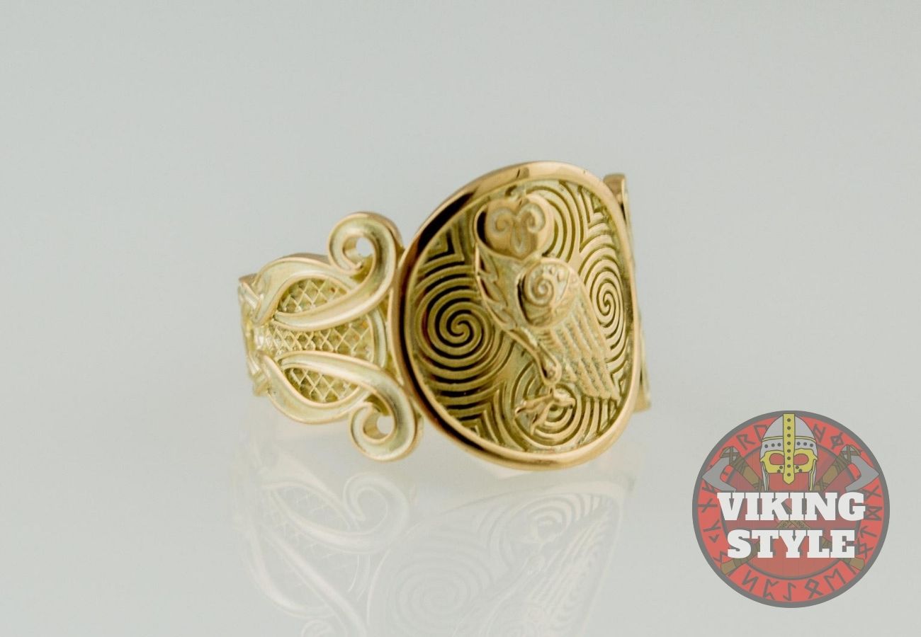 Owl Ring - Gold