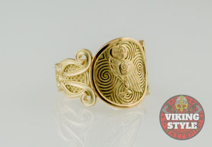 Owl Ring - Gold