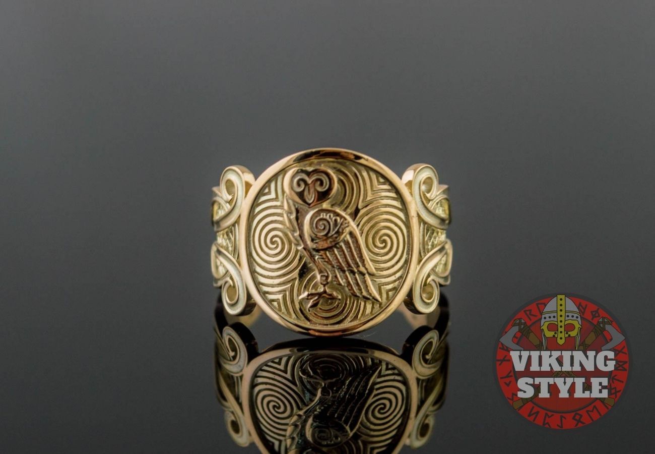 Owl Ring - Gold
