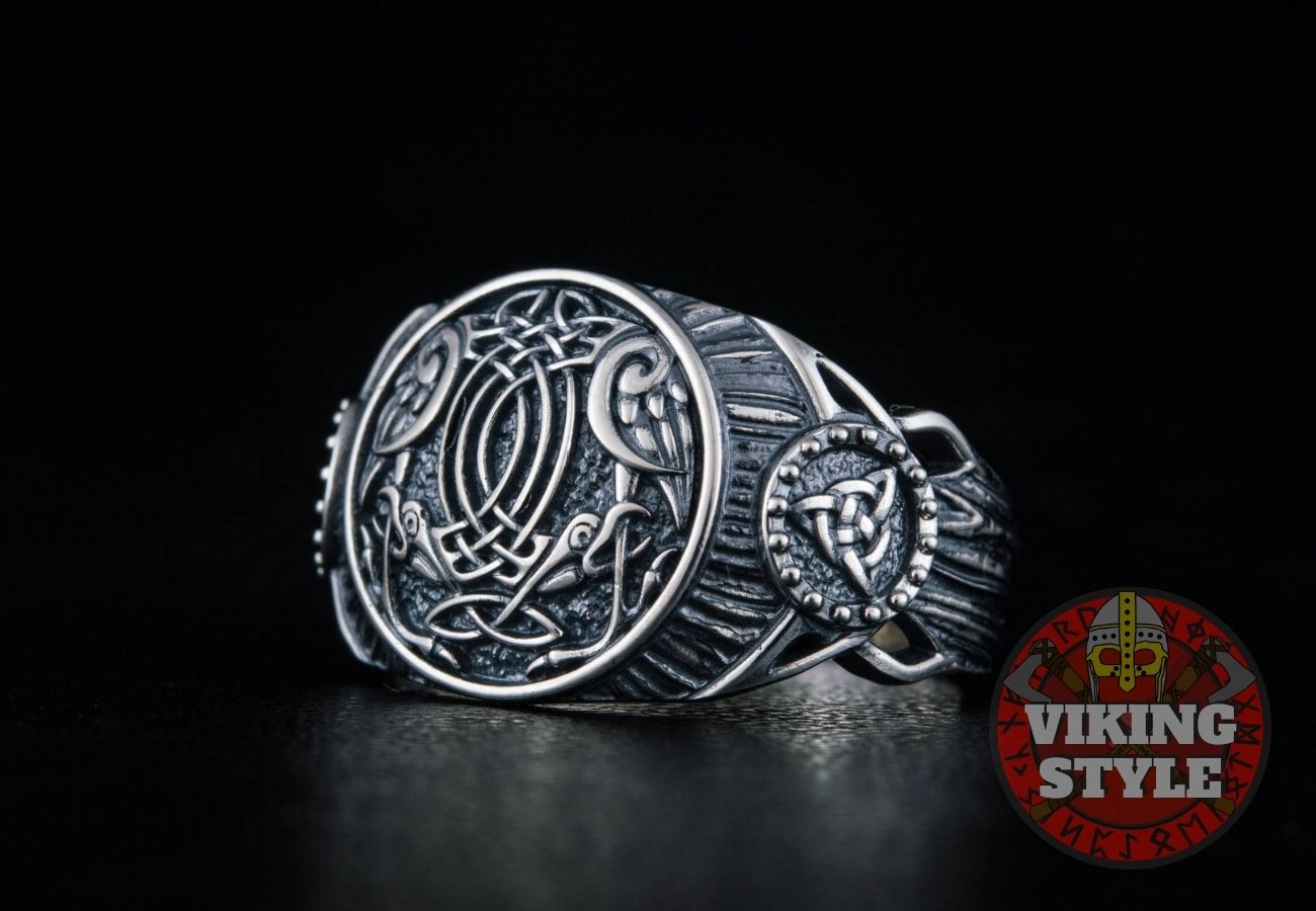 Huginn & Muninn Ring - Triqueta, 925 Silver