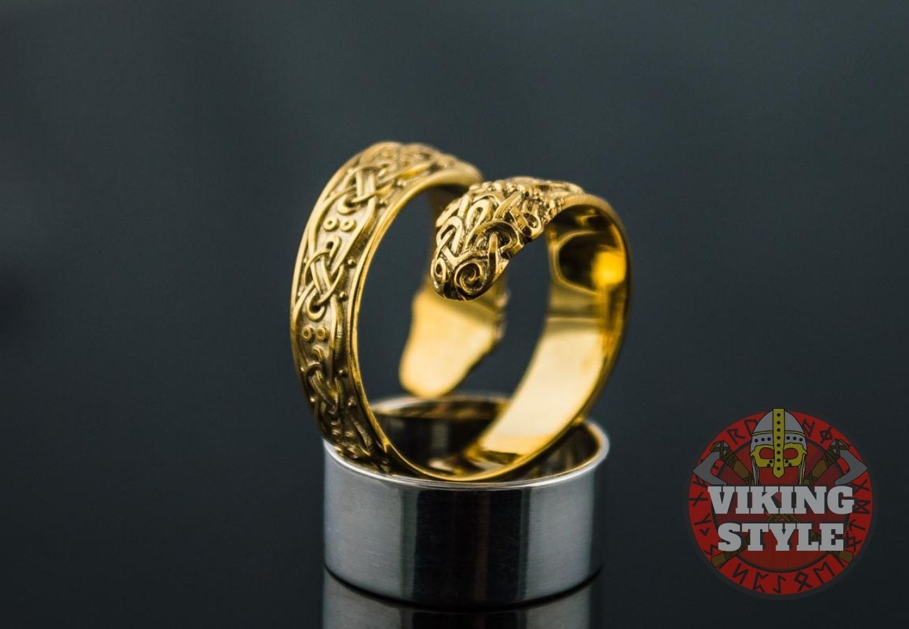 Traditional Norse Ring - Gold