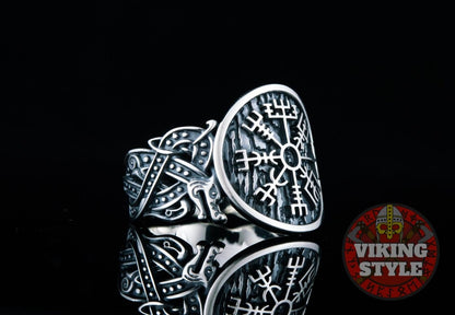 Vegvísir Ring - Wolf, 925 Silver
