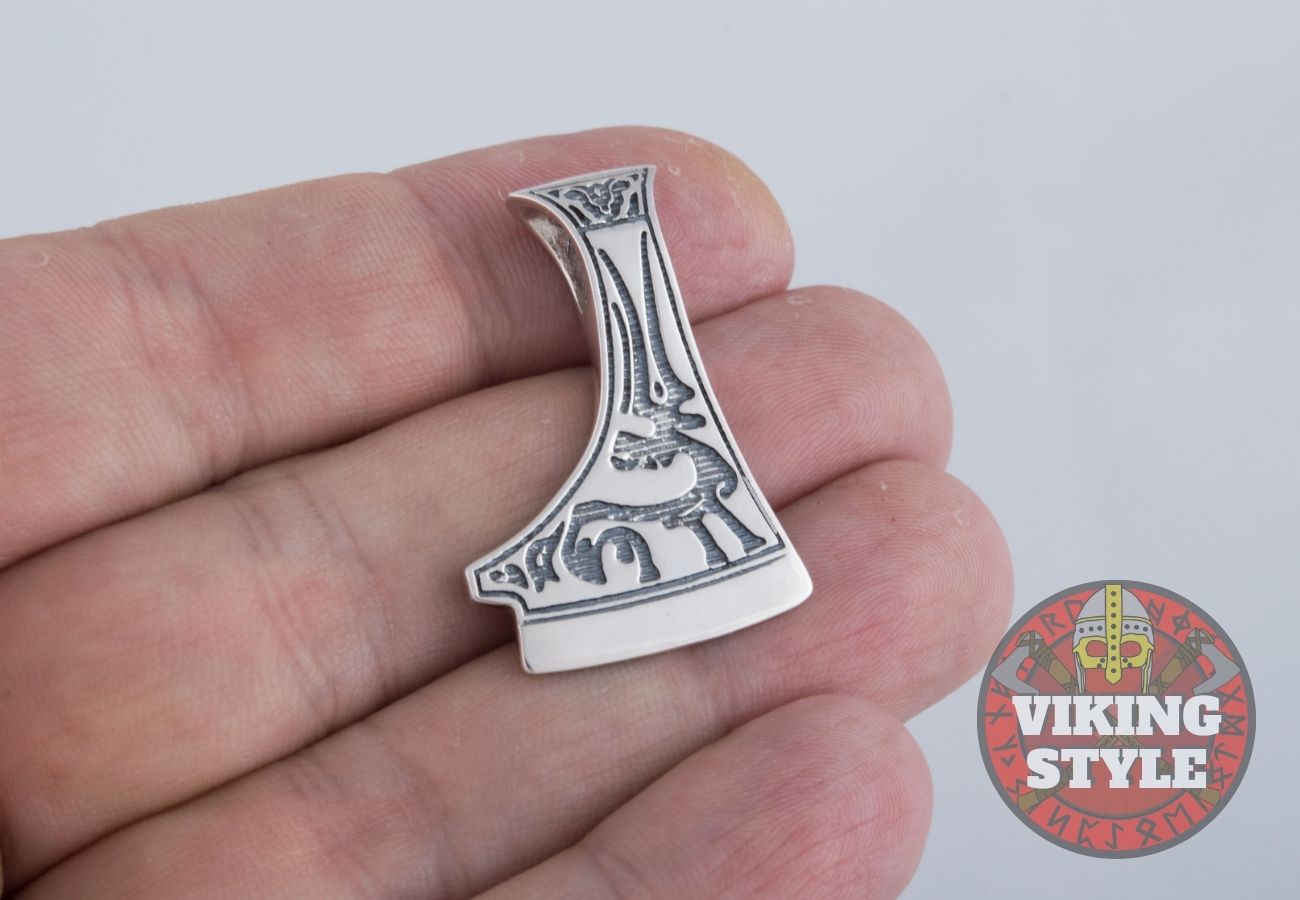 Perun Axe Head Pendant IV - 925 Silver