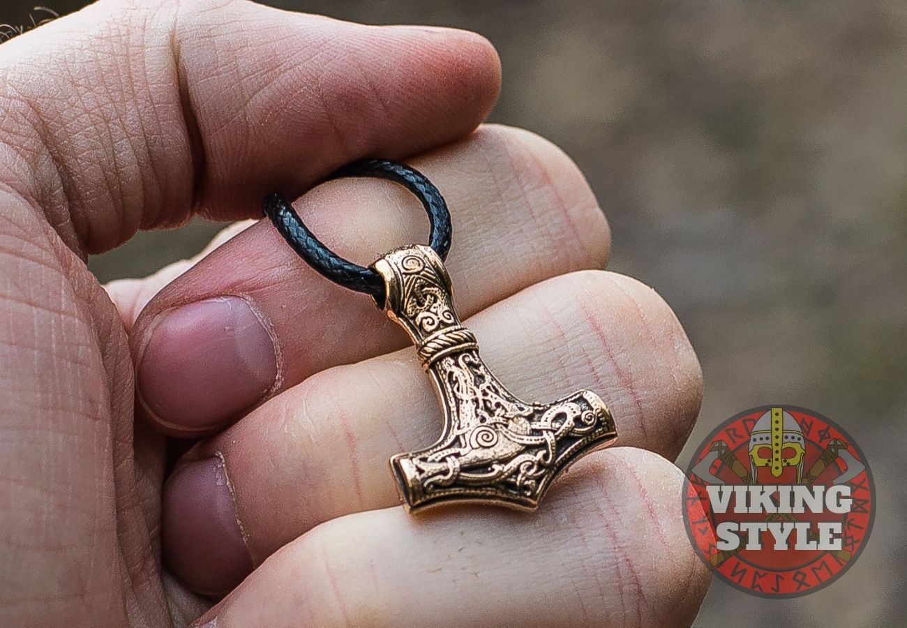 Mjölnir Pendant - Mammen, Bronze