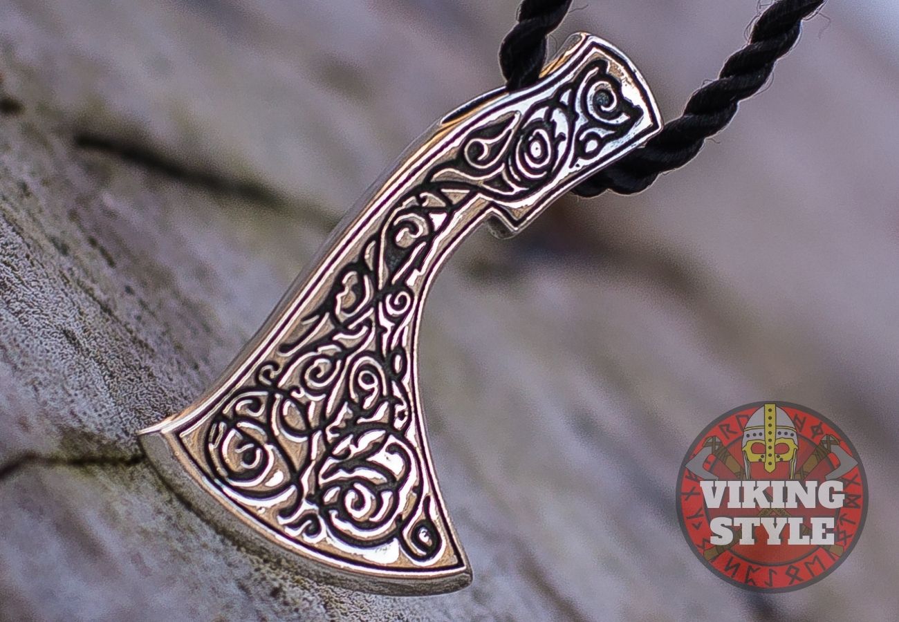 Perun Axe Head Pendant II - 925 Silver