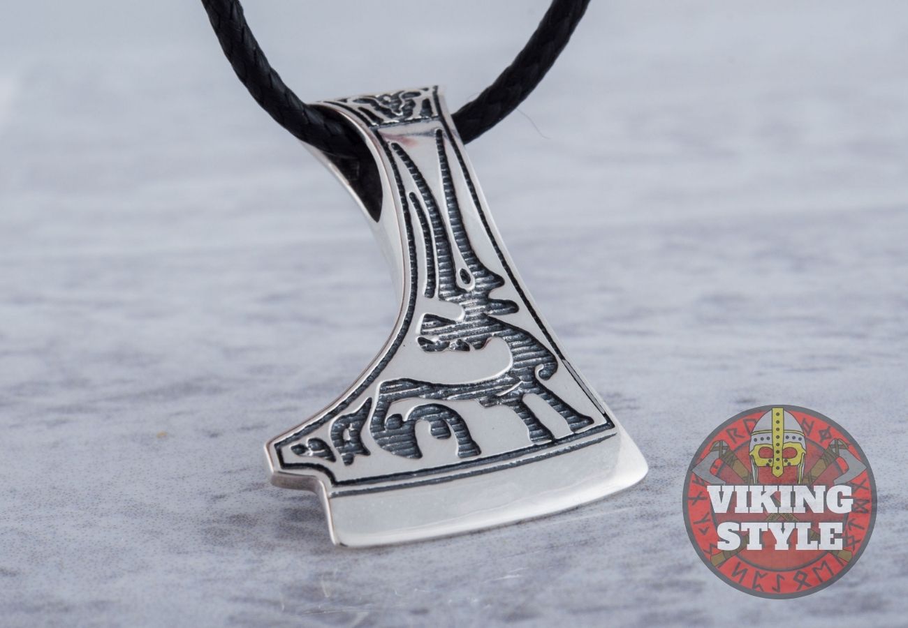 Perun Axe Head Pendant IV - 925 Silver