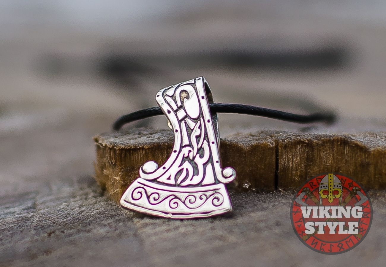 Perun Axe Head Pendant - 925 Silver
