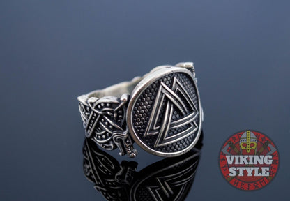 Valknut Ring - Wolf, 925 Silver