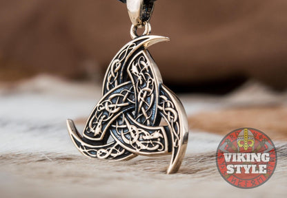 Tri-Horn Necklace - Bronze