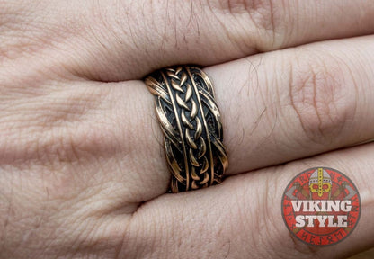 Endless Knot Ring - Bronze