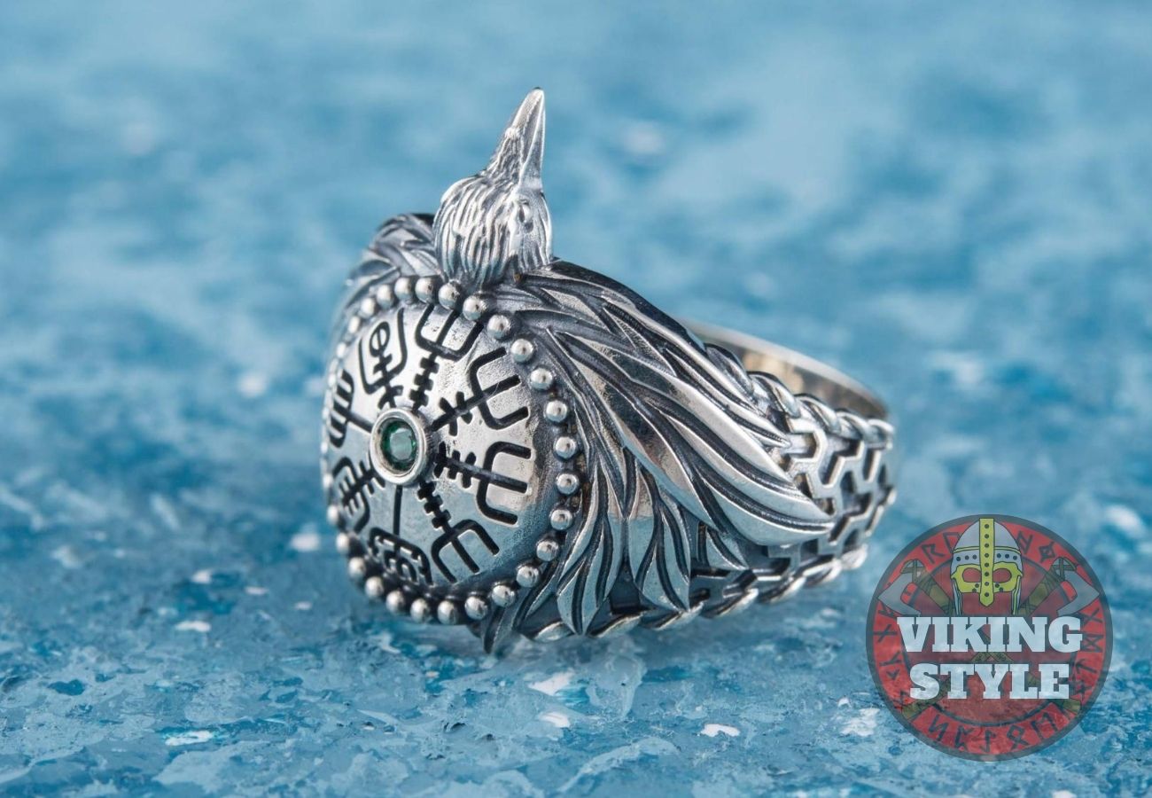 Vegvísir Ring II - Corvus, 925 Silver