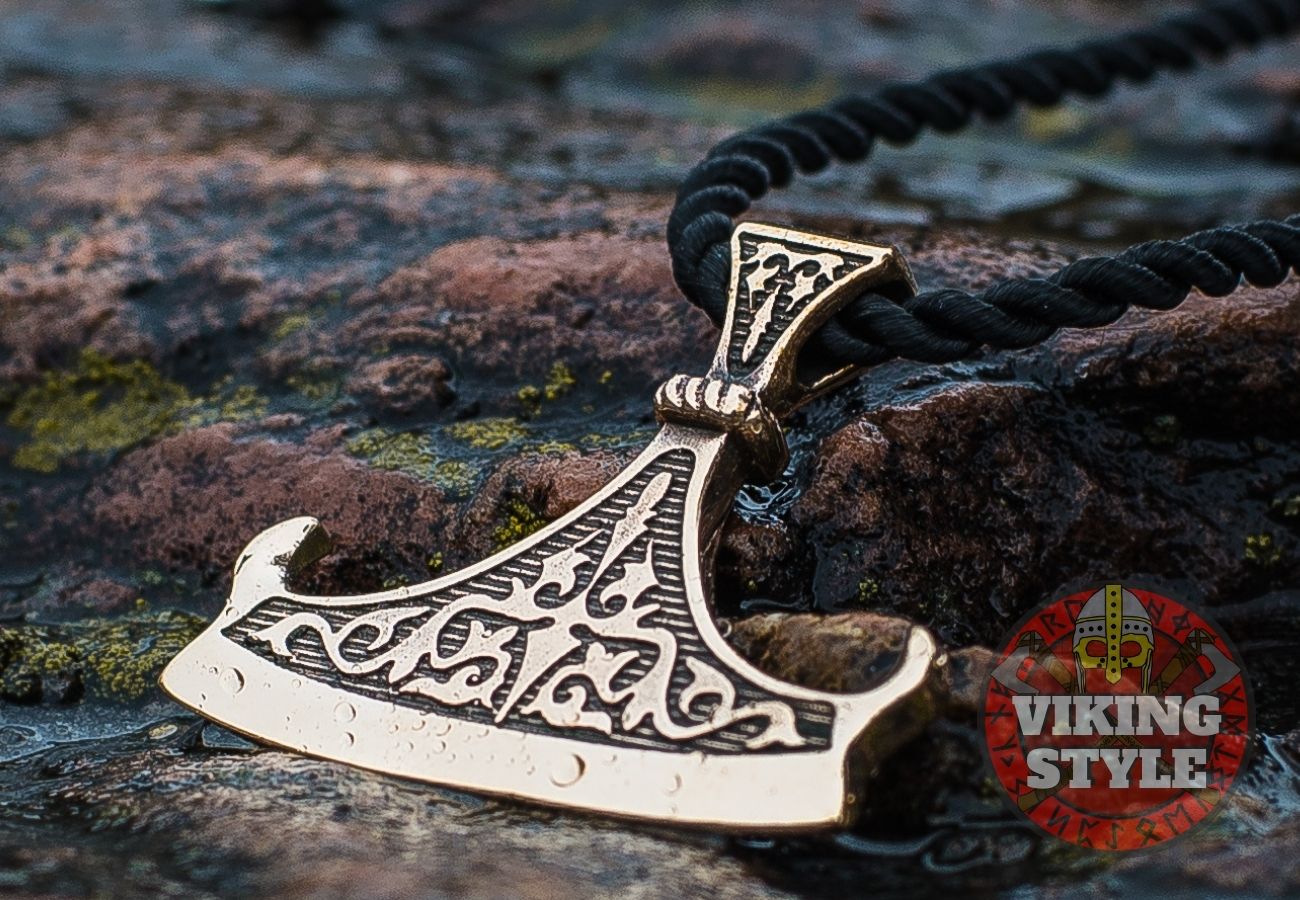 Viking Axe Head Pendant - Double Beard, Bronze