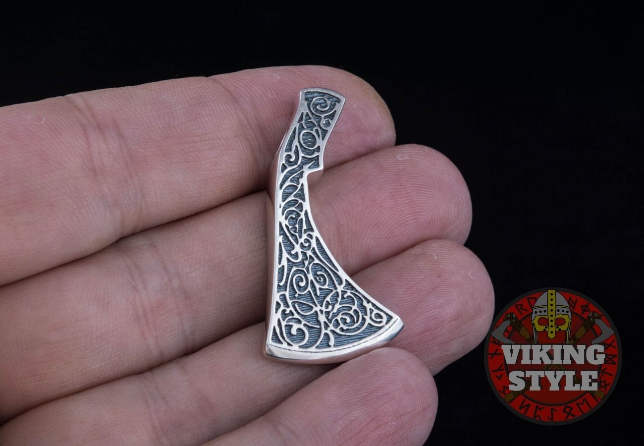 Perun Axe Head Pendant III - 925 Silver