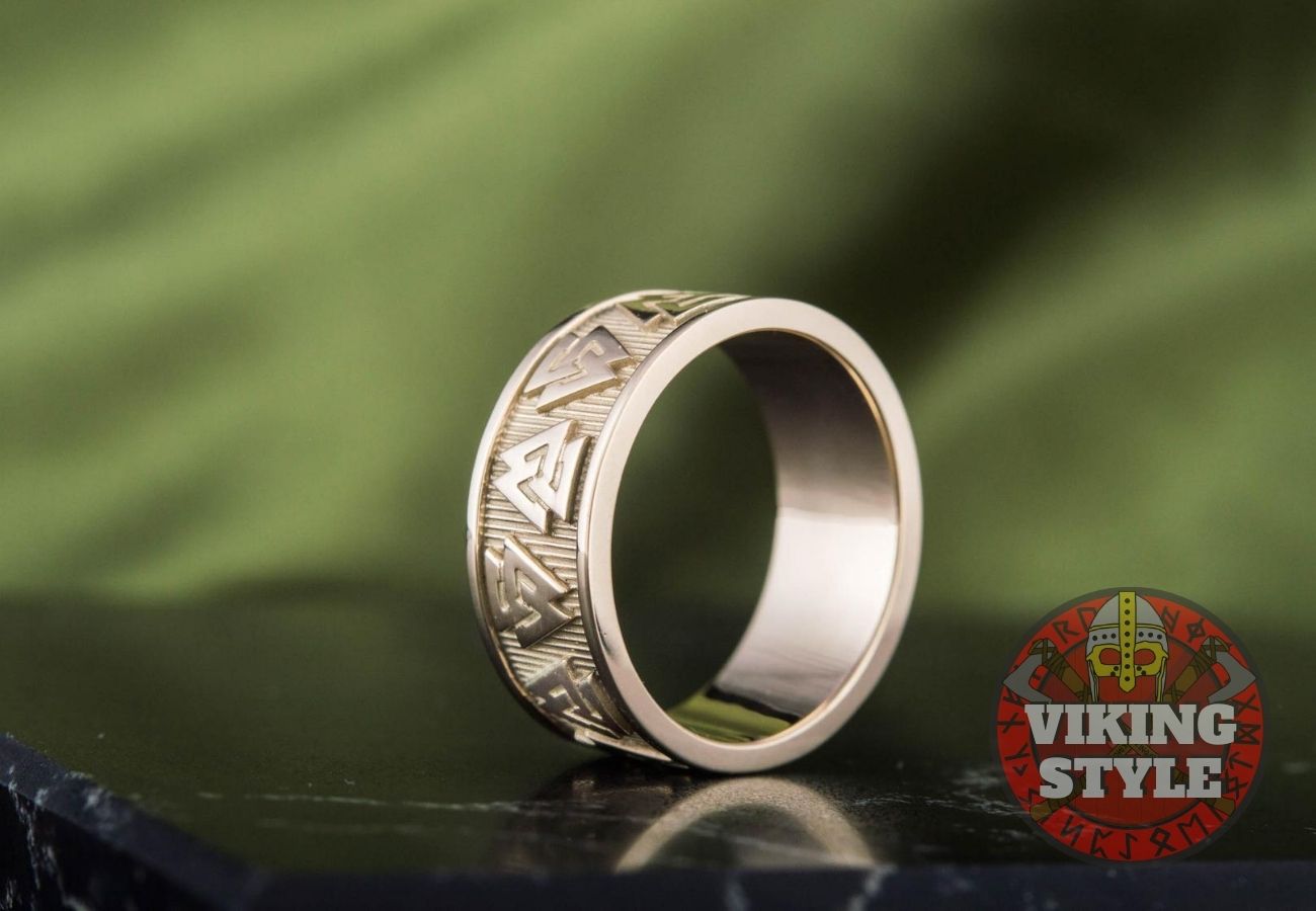 Valknut Ring - Gold