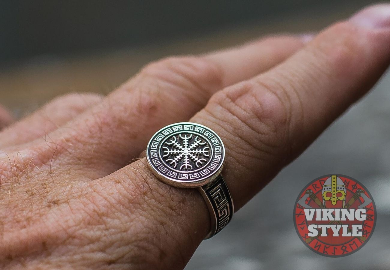 Ægishjálmur Ring - Helm of Awe, 925 Silver