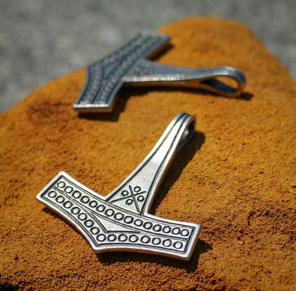 Romersdal Mjolnir Pendant