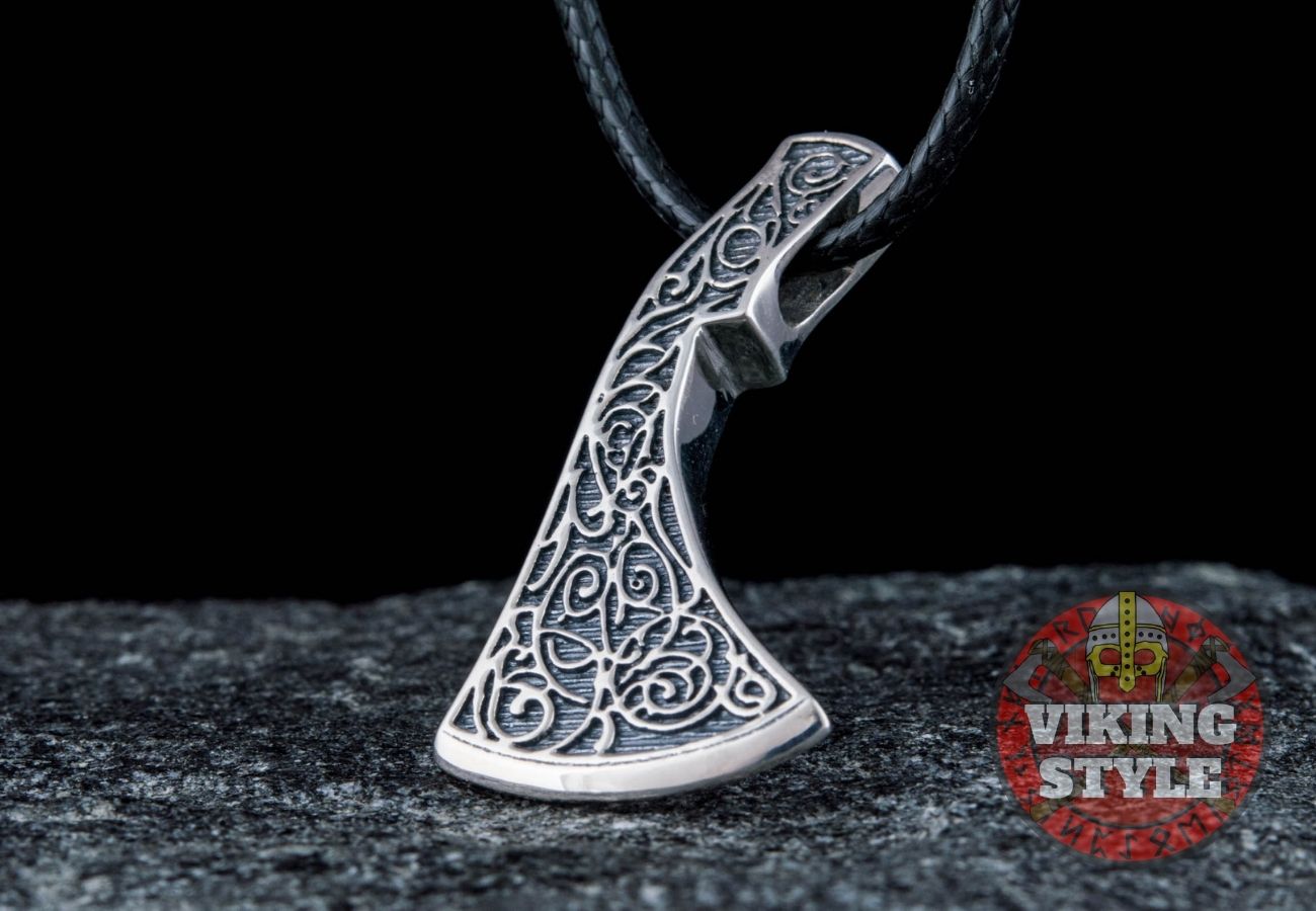 Perun Axe Head Pendant III - 925 Silver