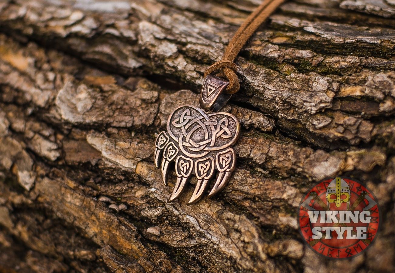 Bear Paw Pendant - Bjørn, Bronze